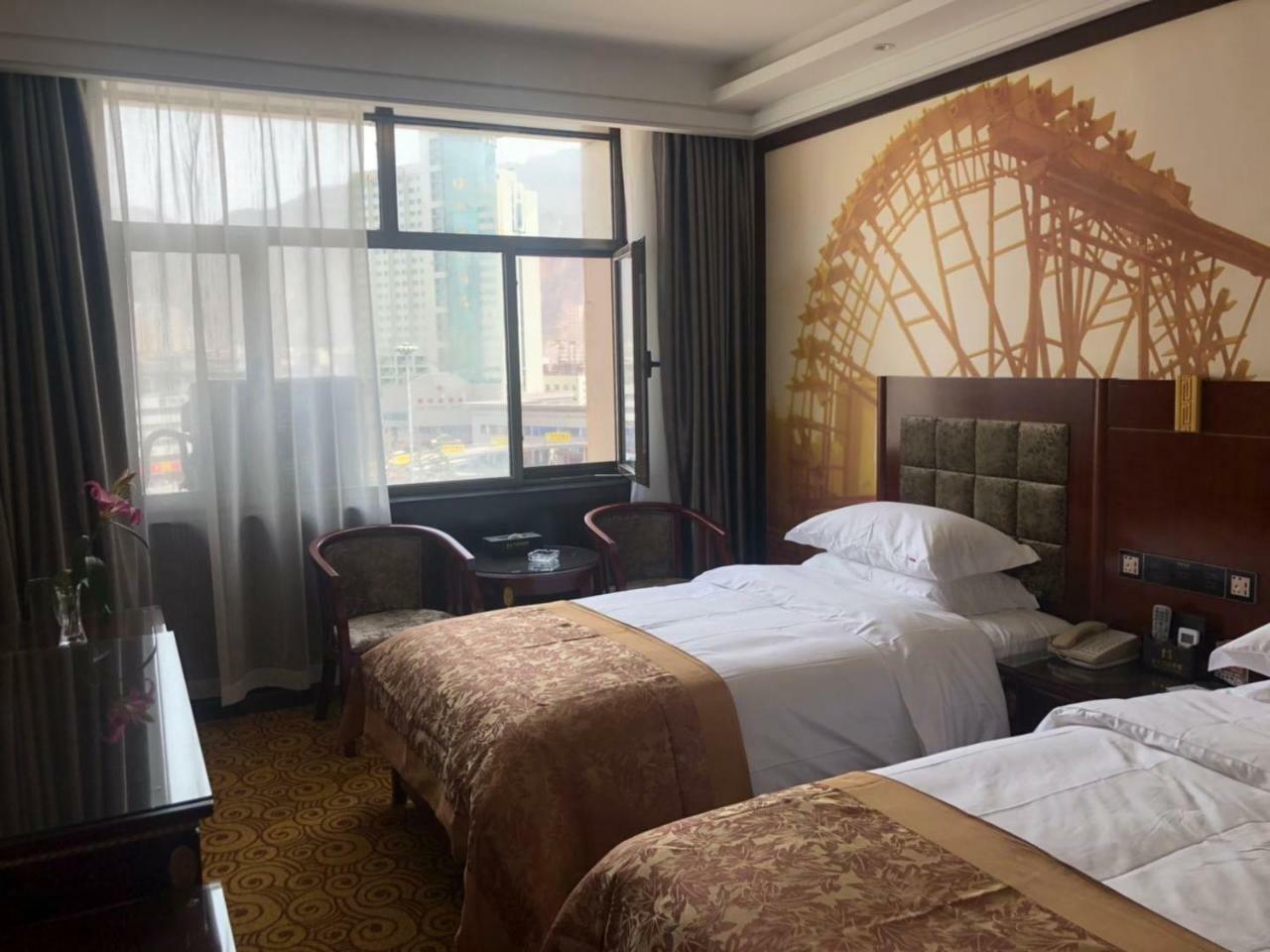 Lanzhou Hualian Hotel Экстерьер фото