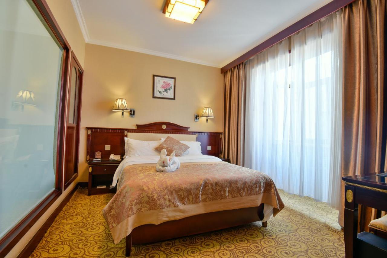 Lanzhou Hualian Hotel Экстерьер фото