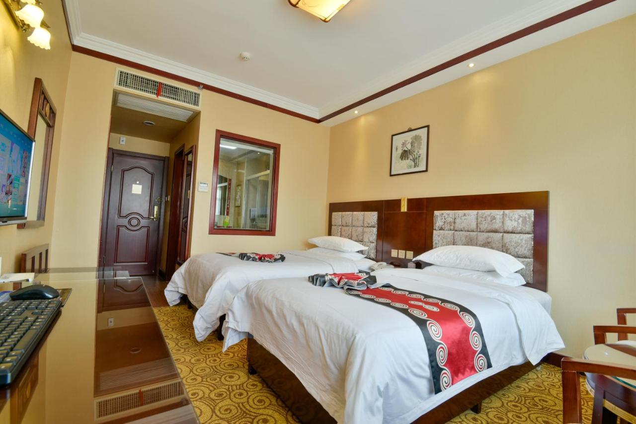 Lanzhou Hualian Hotel Экстерьер фото